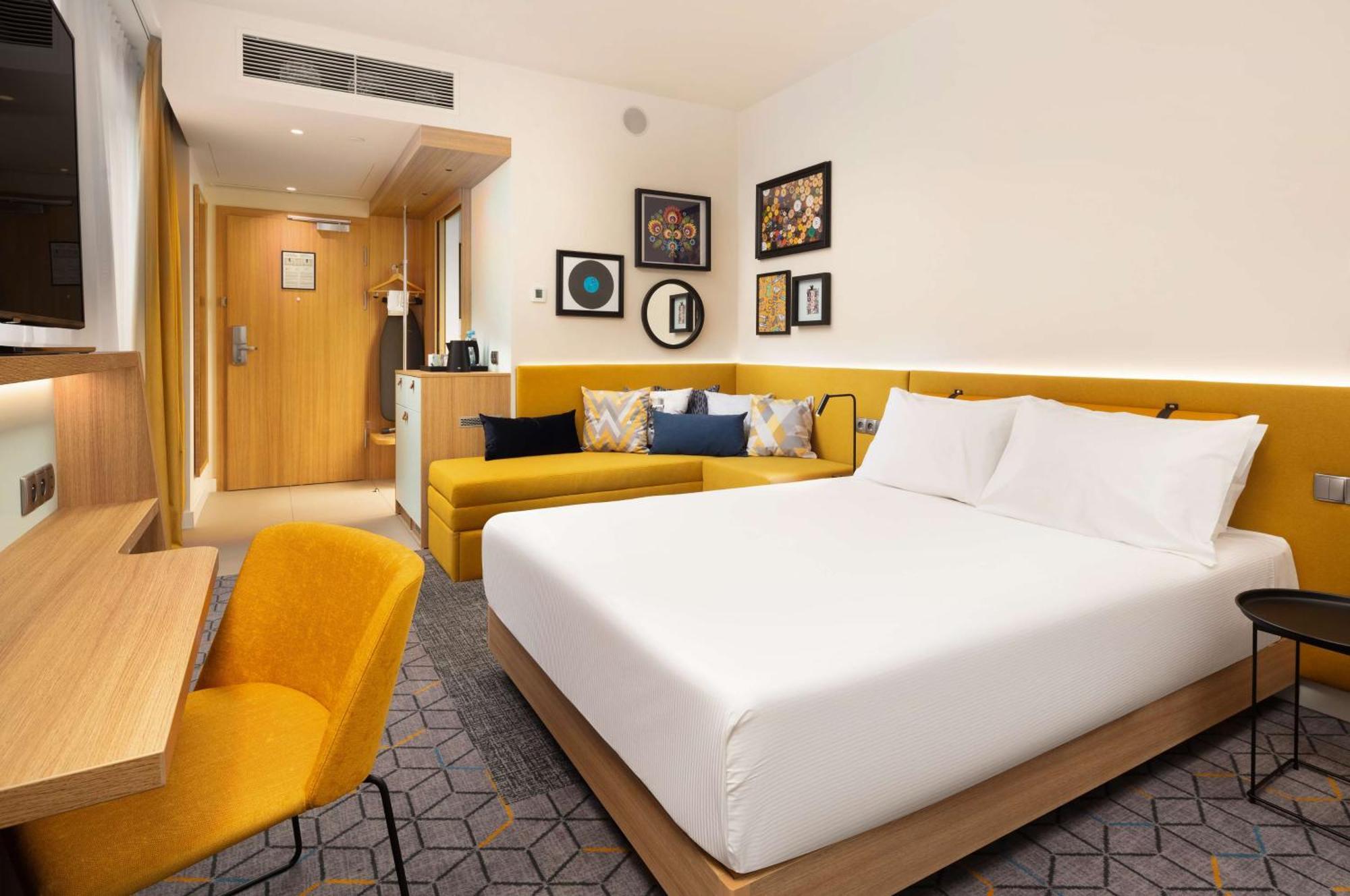 Hampton By Hilton Lodz City Center Екстериор снимка