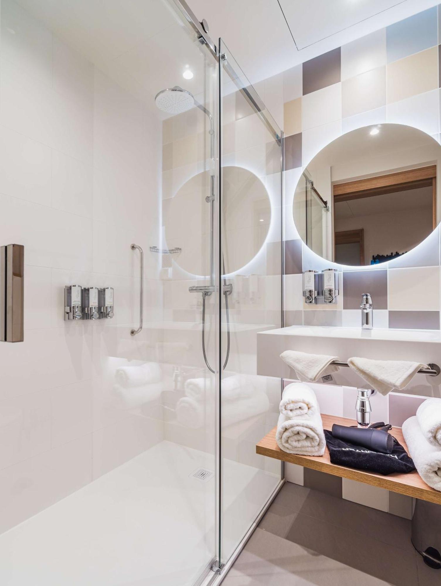 Hampton By Hilton Lodz City Center Екстериор снимка
