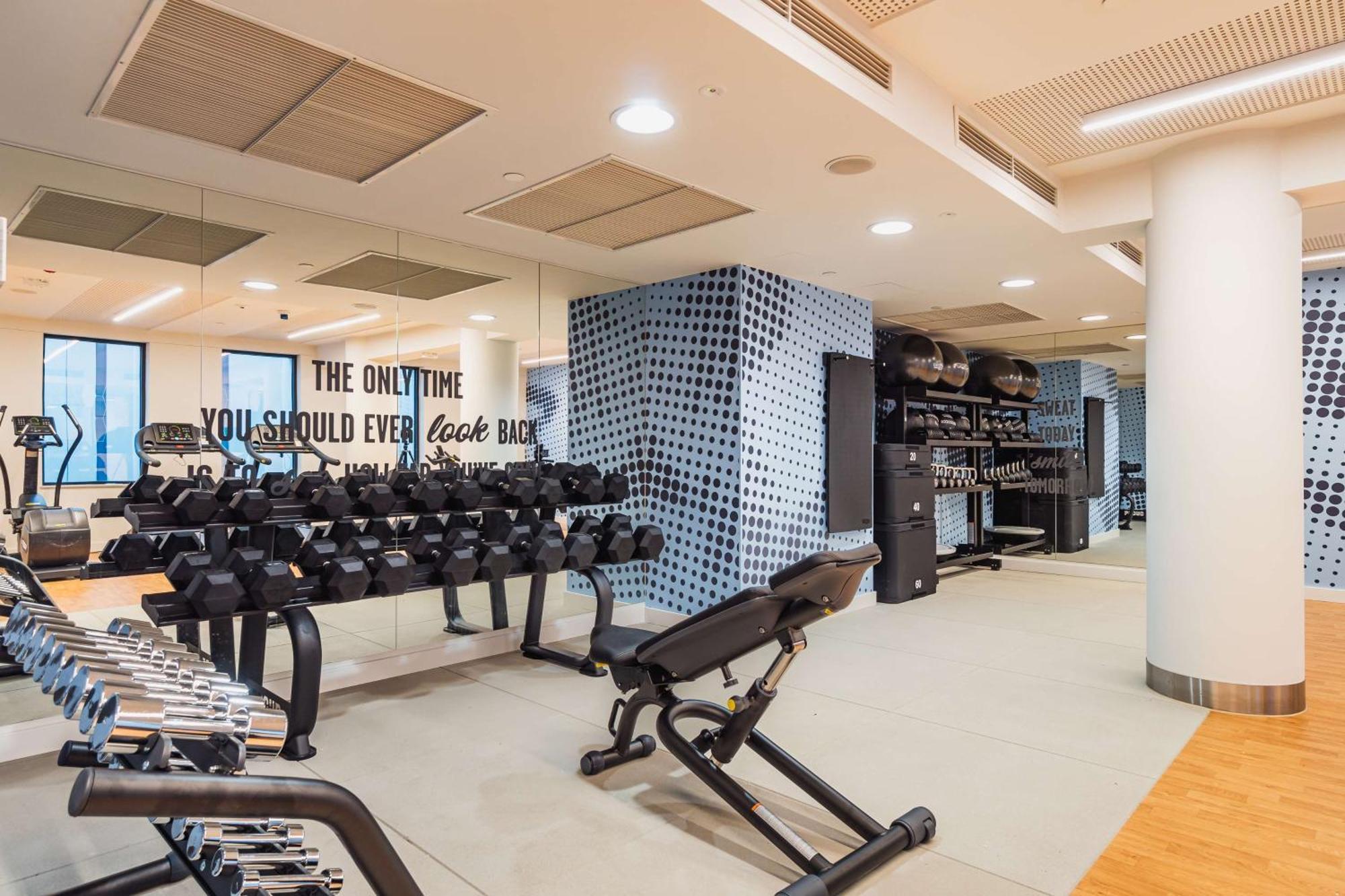 Hampton By Hilton Lodz City Center Екстериор снимка