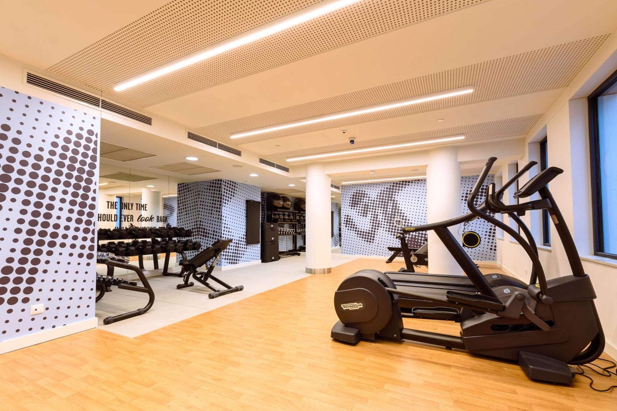 Hampton By Hilton Lodz City Center Екстериор снимка